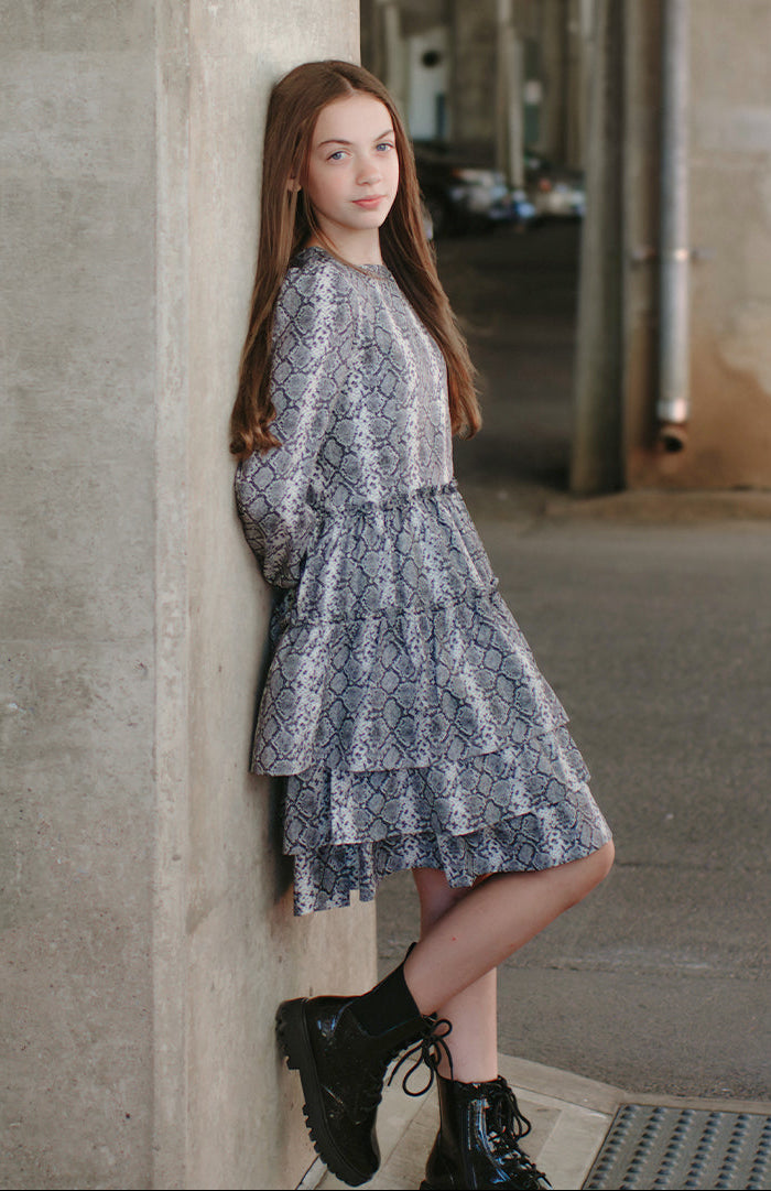 snakeskin long sleeve dress Womens WD NY Shirt Dress Snakeskin Print button front belted long sleeve Size M